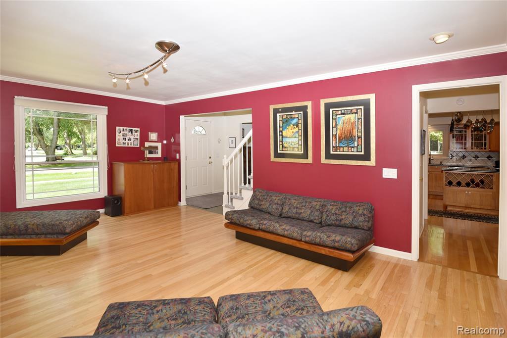31690 Glencoe Drive, Beverly Hills, MI 48025 — Photo 6