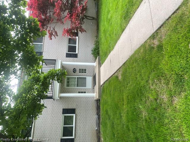 100 W Hickory Grove Road, Bloomfield Hills, MI 48304 — Photo 2