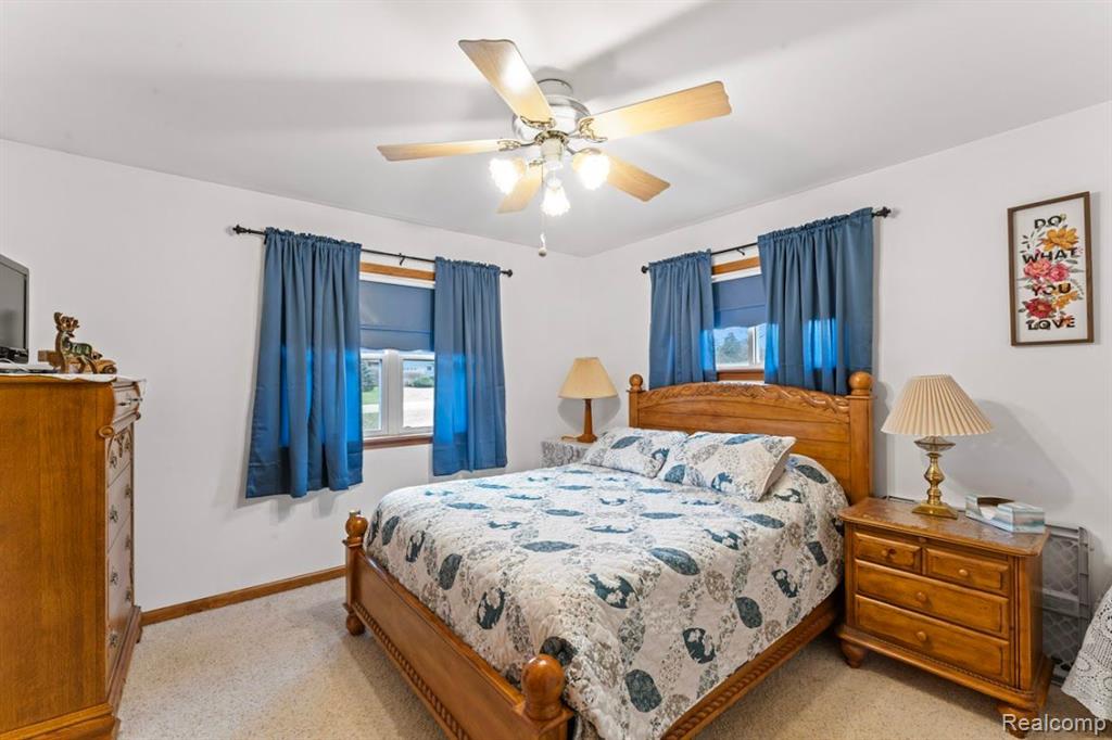 404 RIVER BEND Drive, Flushing, MI 48433 — Photo 37