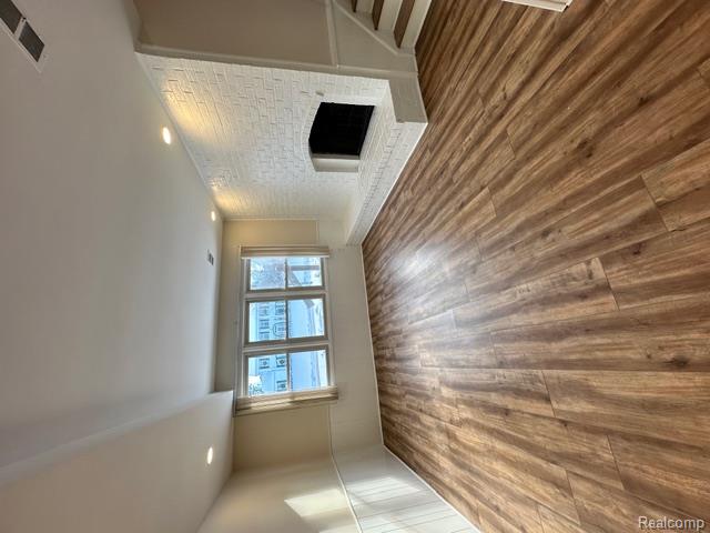 5285 Hardwoods Drive, West Bloomfield, MI 48323 — Photo 18