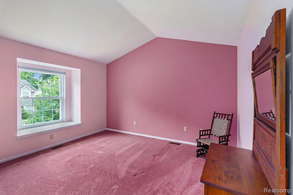 715 WHISPERWOOD Trail, Fenton, MI 48430 — Photo 12
