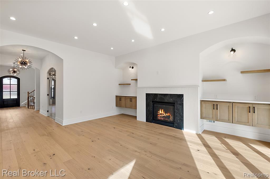 4240 Tonawanda Avenue, Royal Oak, MI 48073 — Photo 22