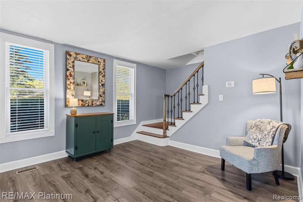 315 S West Street, Fenton, MI 48430 — Photo 25