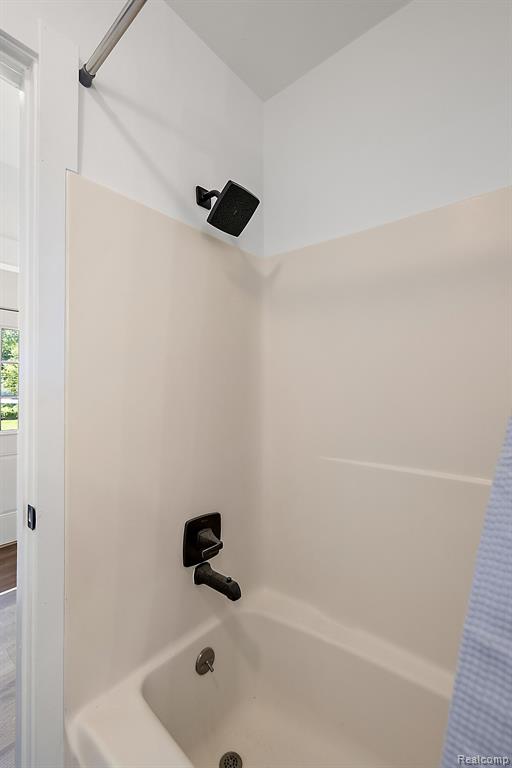 42 BROADWAY Street, Oxford, MI 48371 — Photo 22