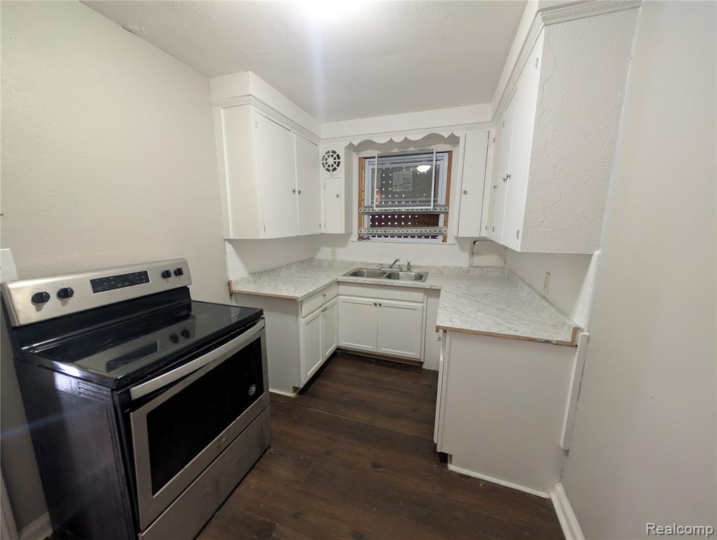 4715 BUCKINGHAM Avenue, Detroit, MI 48224 — Photo 3