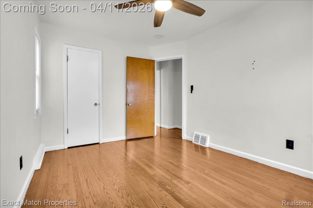 576 Markle Avenue, Pontiac, MI 48340 — Photo 18