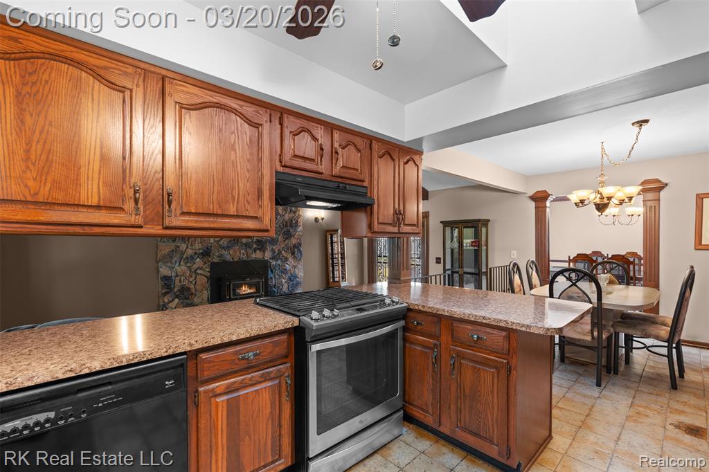 41319 Julie Court, Clinton Twp, MI 48038 — Photo 15