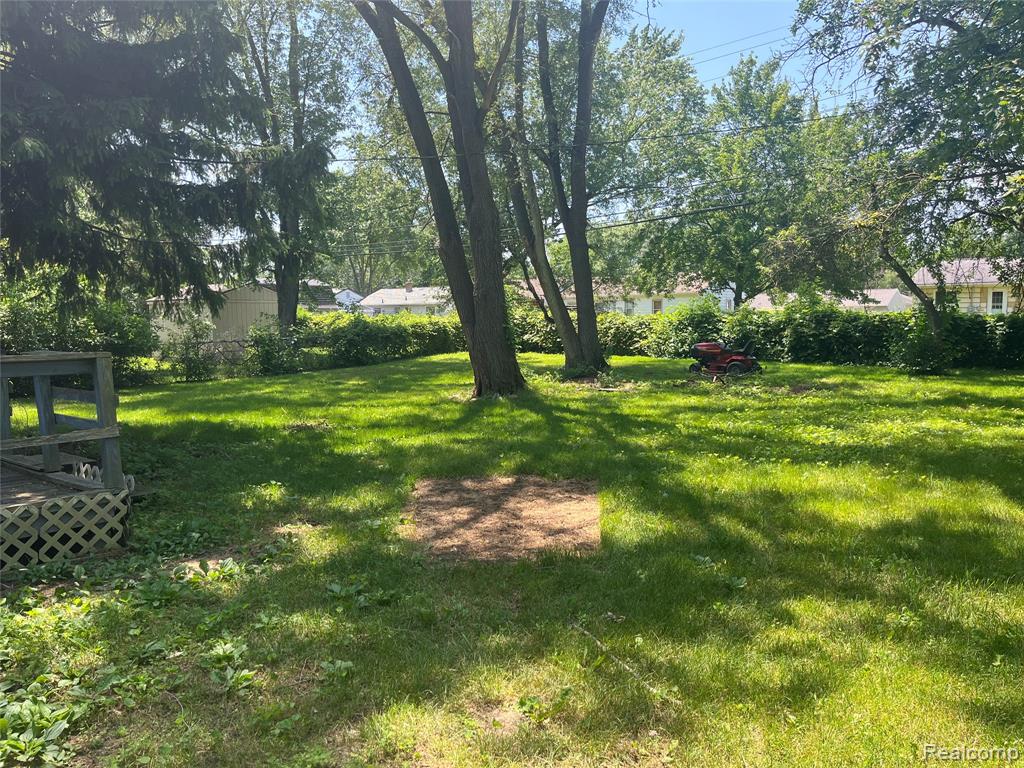 45641 Wakefield Street, Shelby Twp, MI 48317 — Photo 2