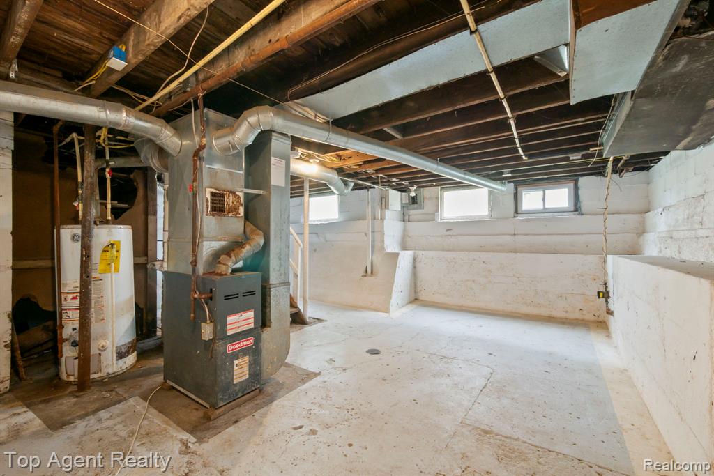 50 Henderson Street, Pontiac, MI 48341 — Photo 31