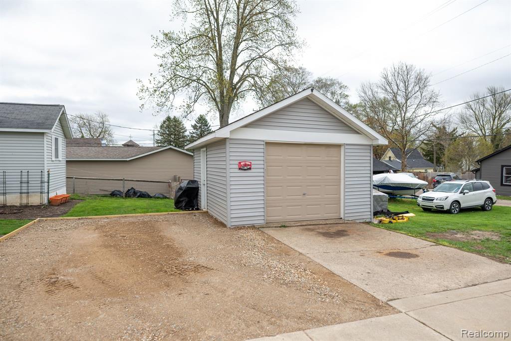 4247 VINE Street, Brown, MI 48416 — Photo 3