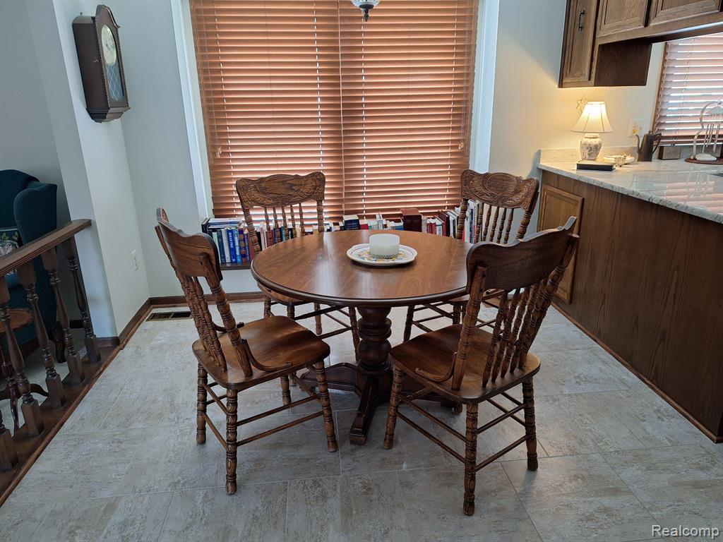866 TIMBERLINE Drive, Rochester Hills, MI 48309 — Photo 30