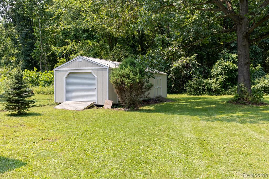 14405 Rawsonville Road, Belleville, MI 48111 — Photo 8