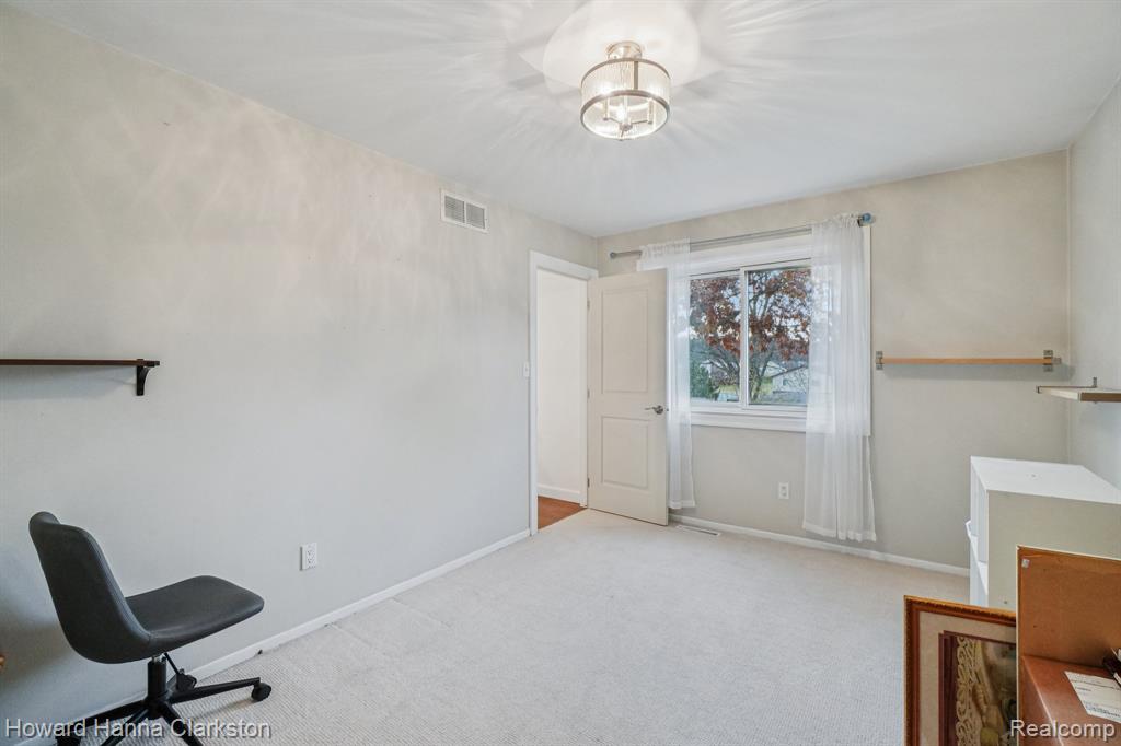 7220 Bluewater Drive, 141, Clarkston, MI 48348 — Photo 13