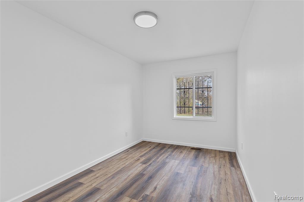 3829 Walnut Street, Inkster, MI 48141 — Photo 15