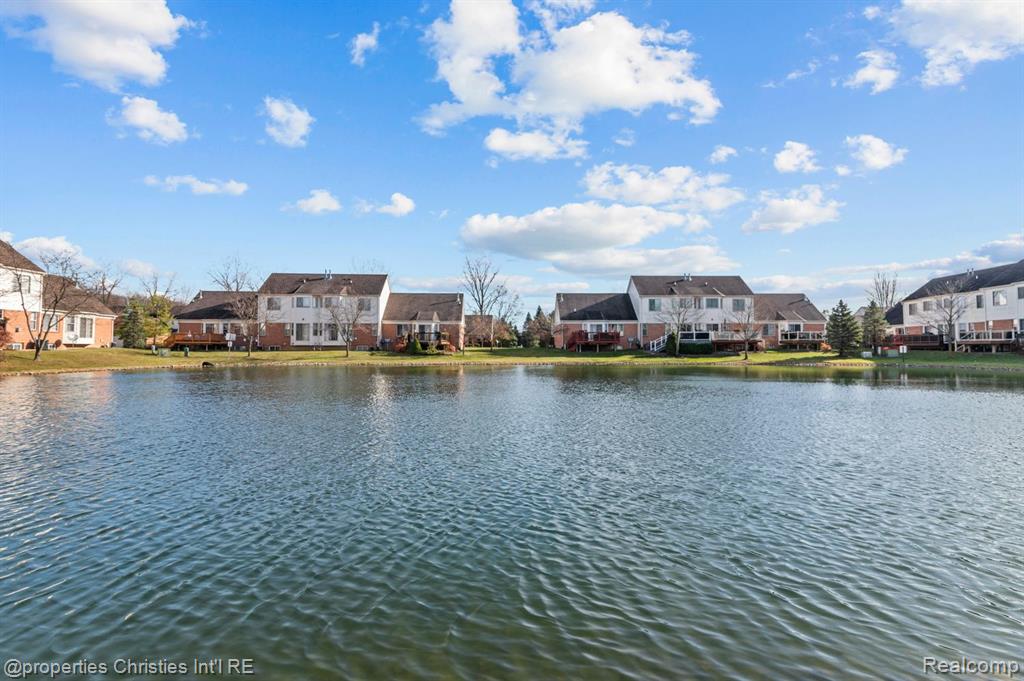 8780 IRONWOOD Drive, Van Buren, MI 48111 — Photo 29