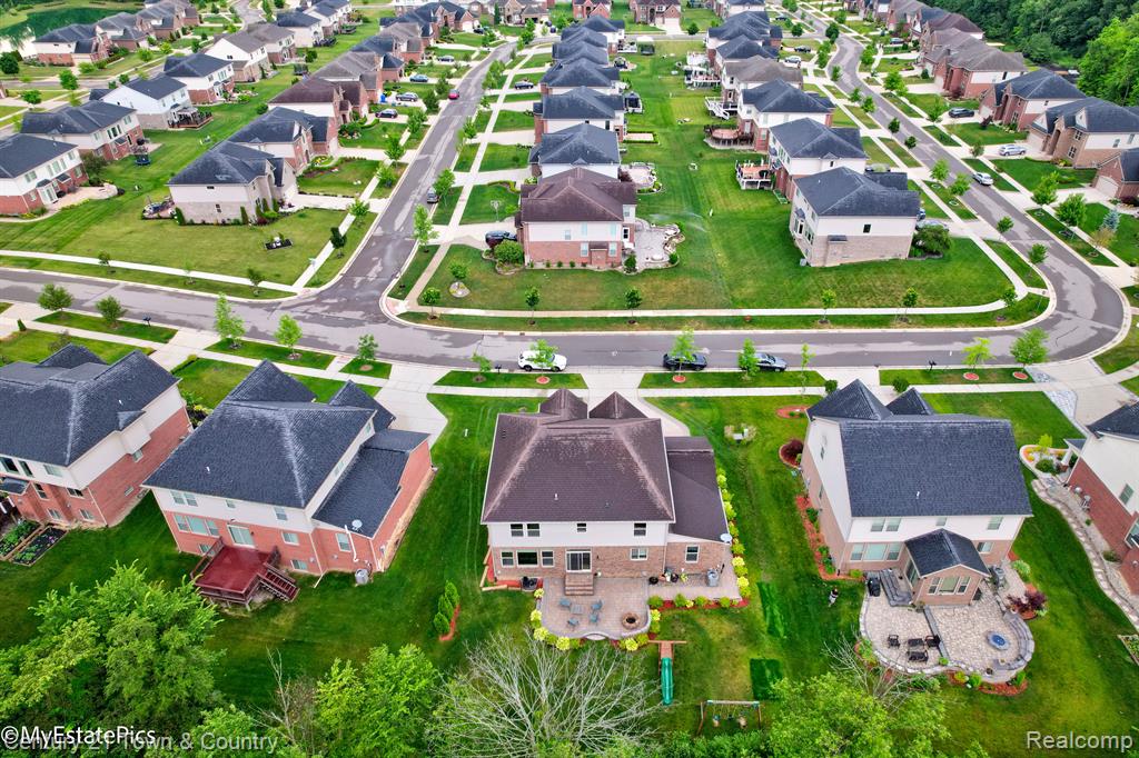 50784 SEVILLA Circle, Novi, MI — Photo 13