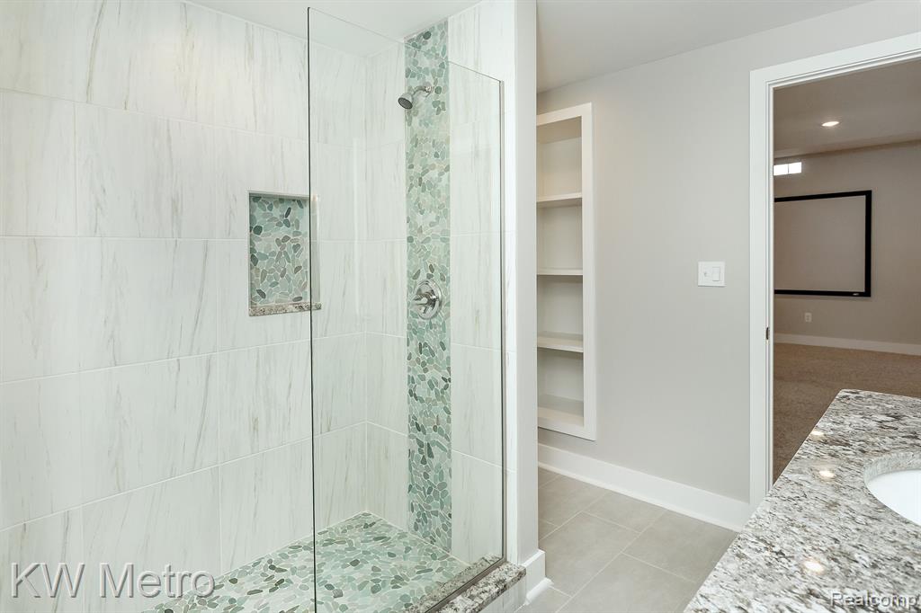 602 CHERRY Avenue, Royal Oak, MI 48073 — Photo 48