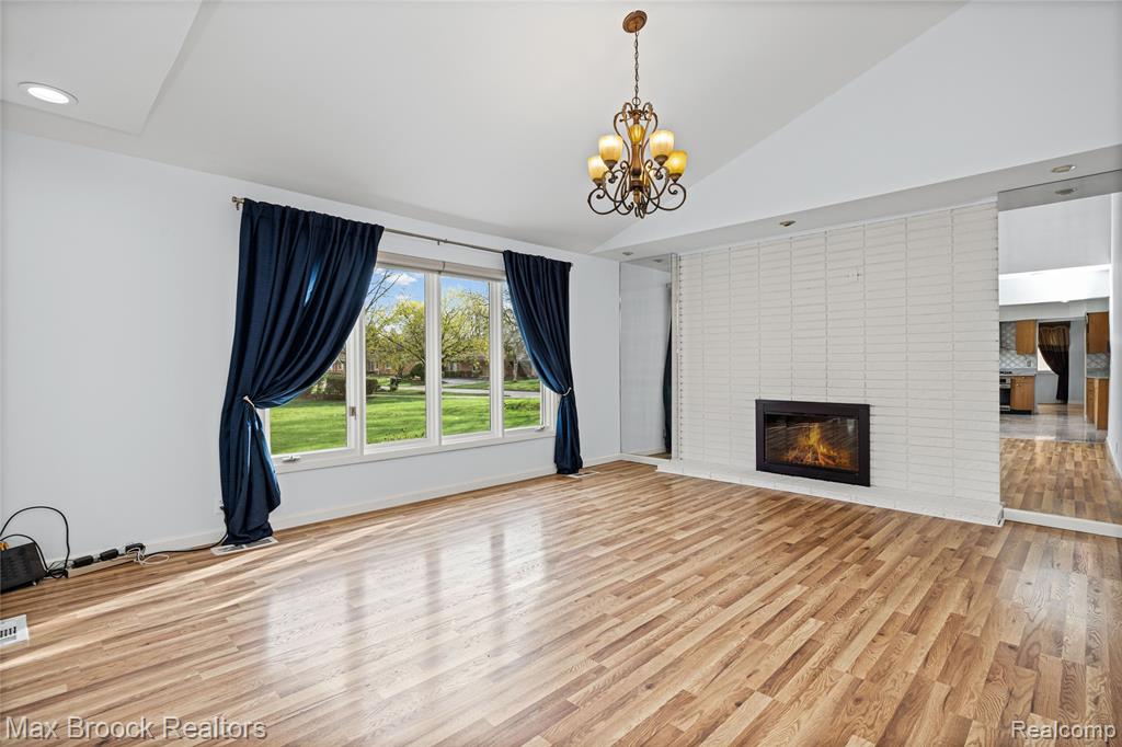 6240 Wynford Drive, West Bloomfield, MI — Photo 25