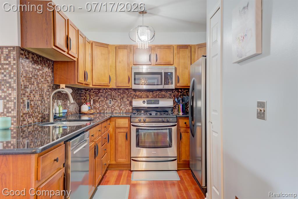 53041 Providence Drive, Utica, MI 48316 — Photo 16