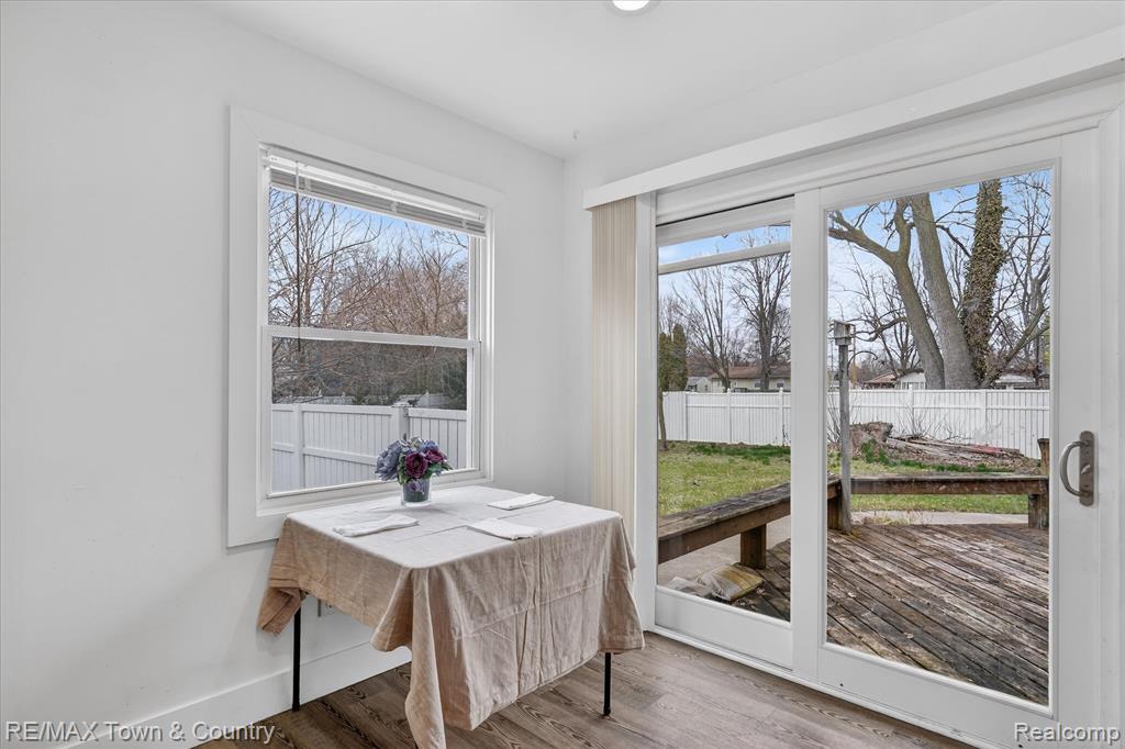 3384 Clement Street, Flint, MI 48504 — Photo 6