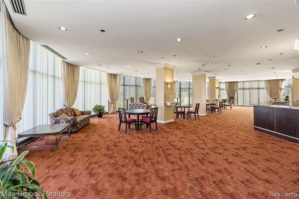5000 Town Center, 2605, Southfield, MI 48075 — Photo 40