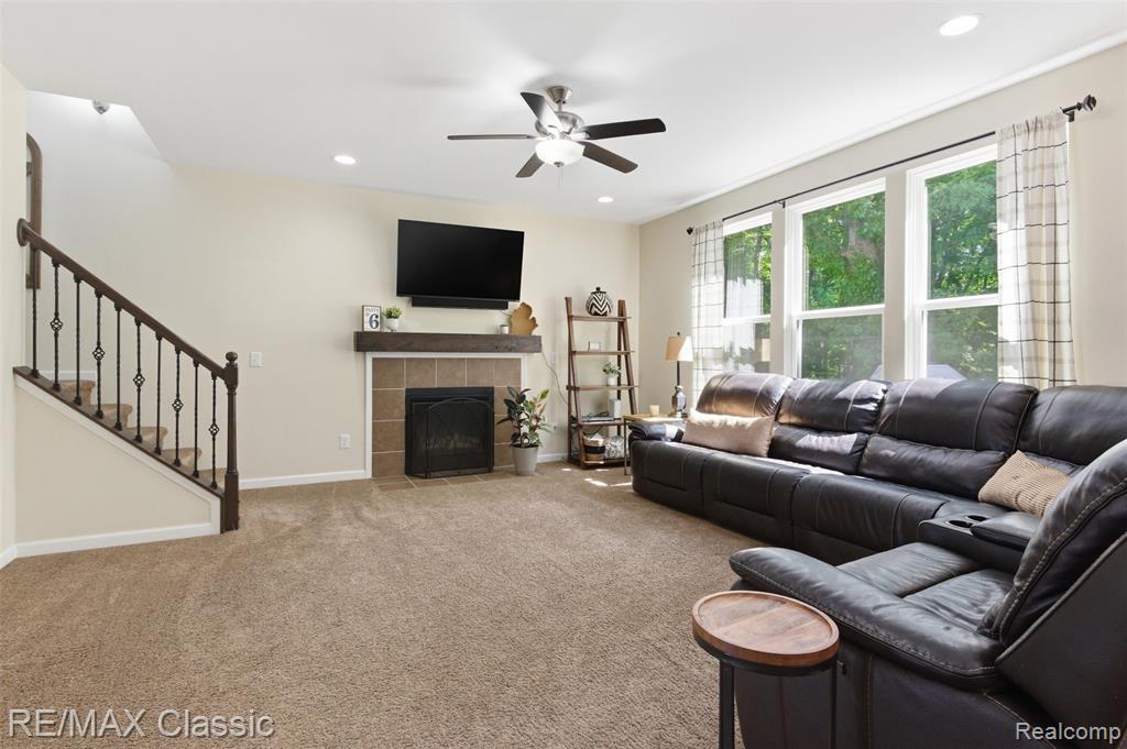 7946 Russell Drive, Westland, MI — Photo 4