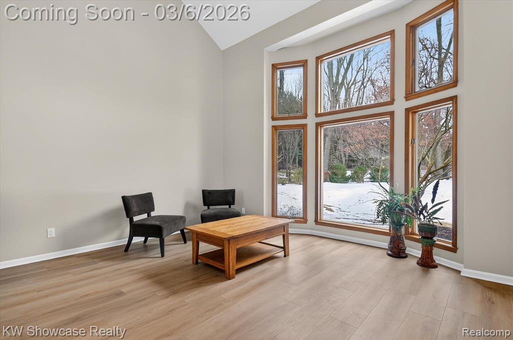2031 Saint Clair Drive, Highland, MI — Photo 11
