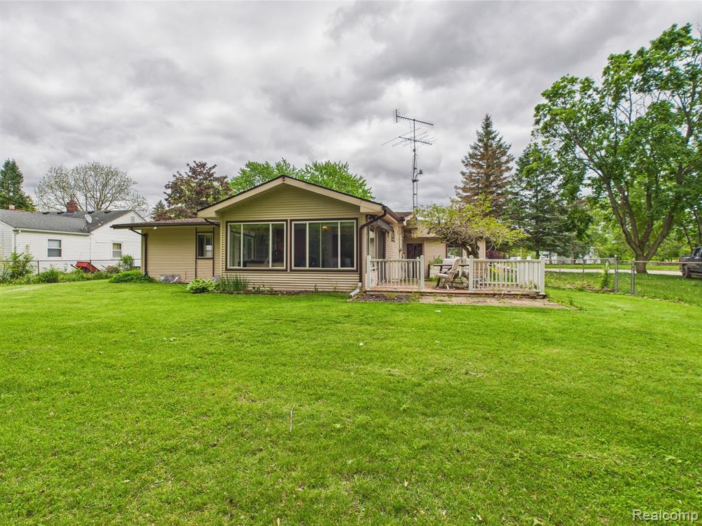 4257 Tommy Armour Drive, Genesee, MI 48506 — Photo 15