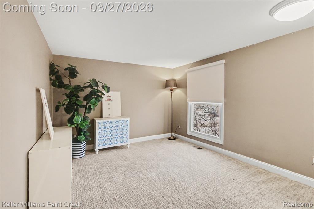 7365 Danbury Drive, West Bloomfield, MI — Photo 20