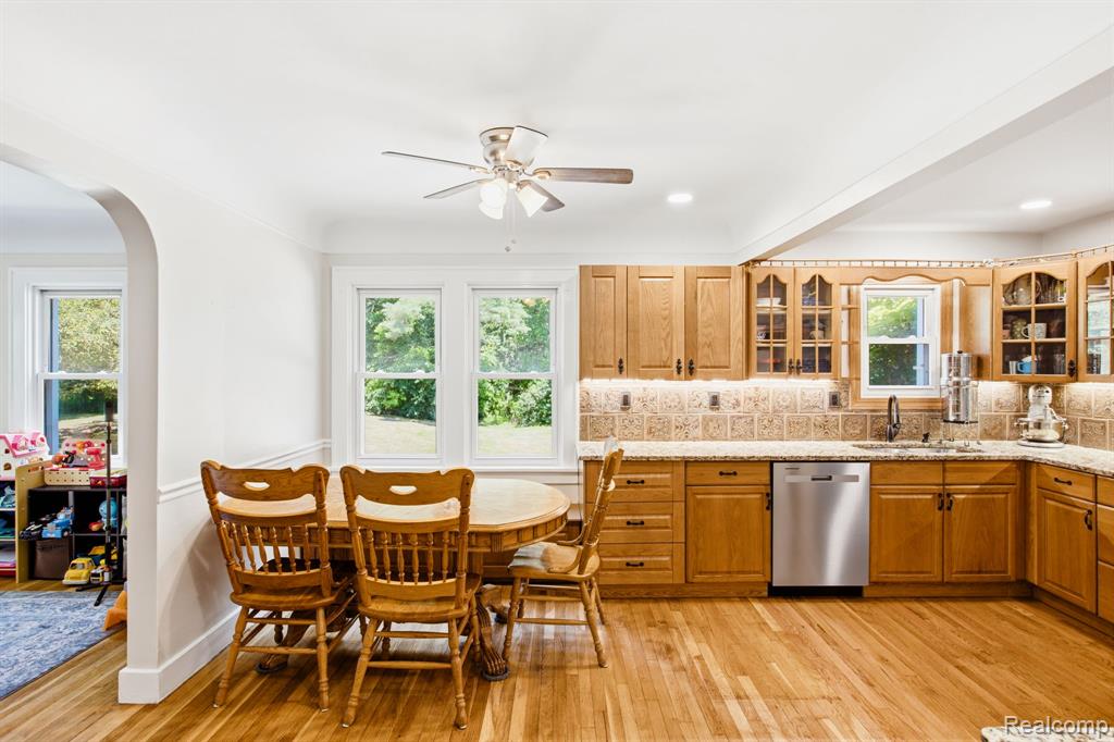 5275 Gratiot Avenue, St. Clair, MI 48079 — Photo 9