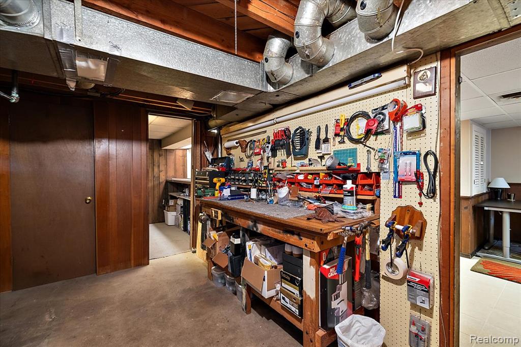 436 W Sunnybrook Drive, Royal Oak, MI 48073 — Photo 47