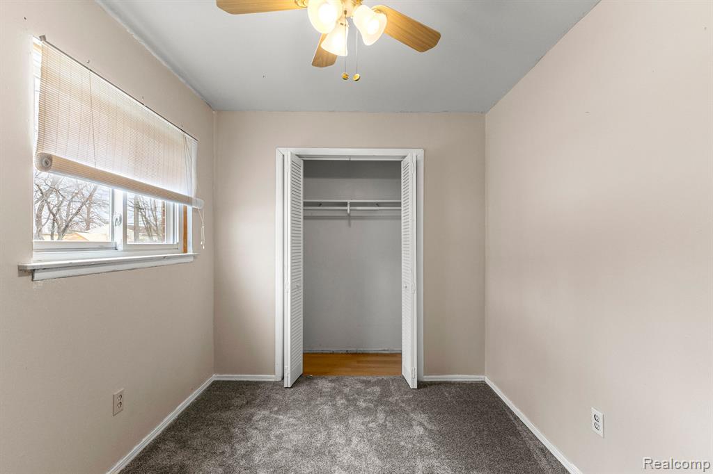 4928 RAYMOND Avenue, Dearborn Heights, MI 48125 — Photo 20