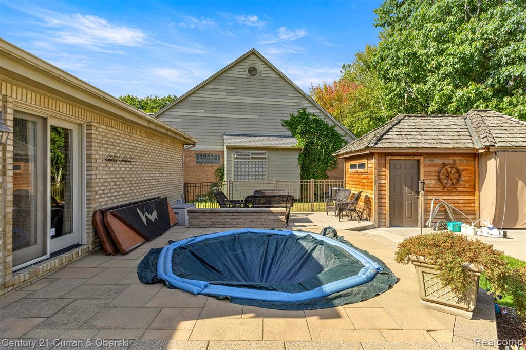 42049 Farm Lane Court, Sterling Heights, MI 48313 — Photo 50