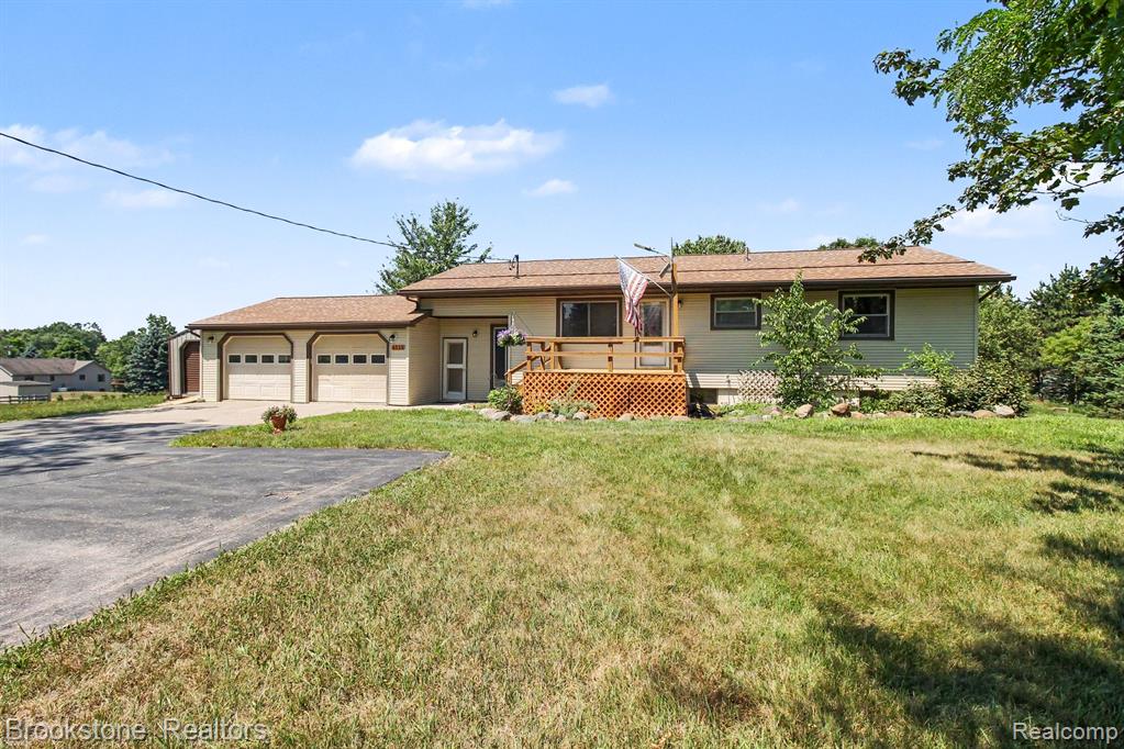 4555 Lonsberry Road, Columbiaville, MI 48421 — Photo 26