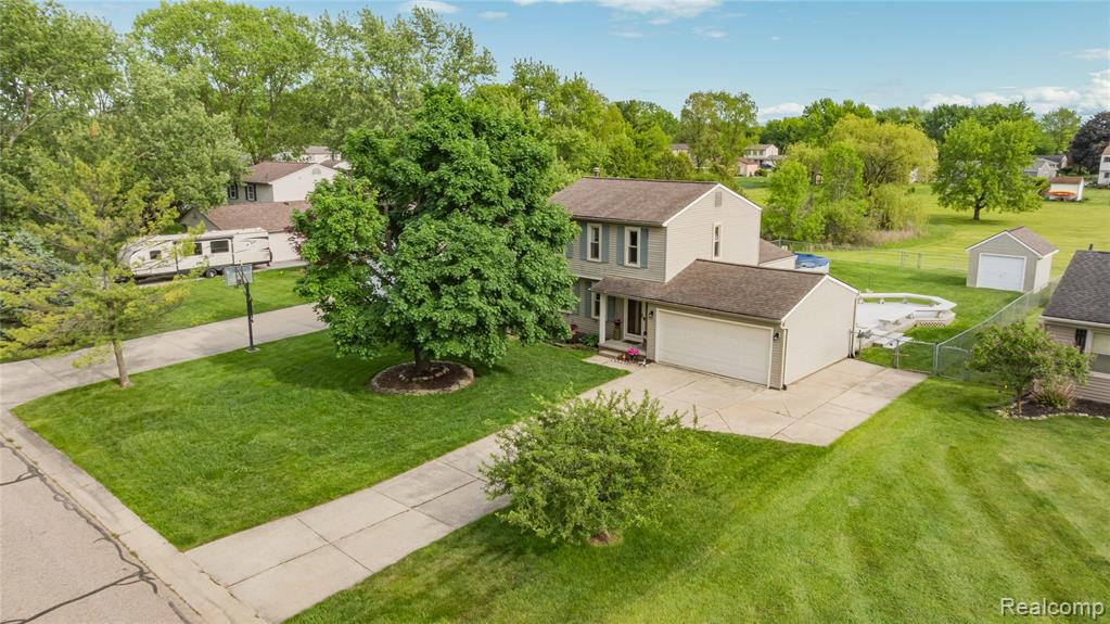 3553 Loon Lake Road, Wixom, MI 48393 — front exterior