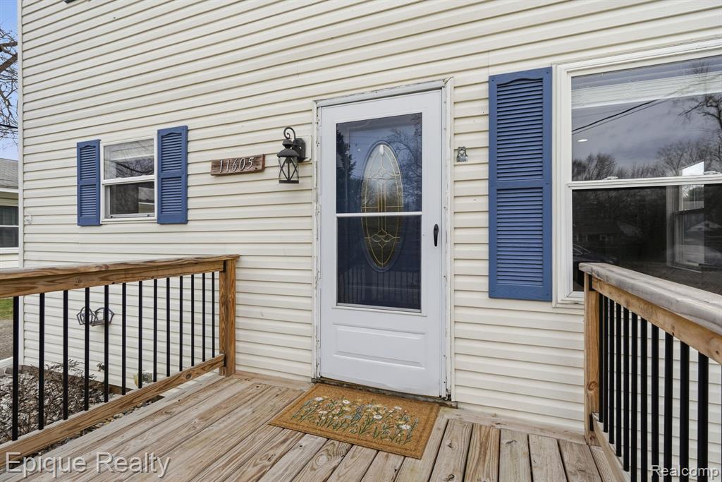 11605 Elmdale Road, Whitmore Lake, MI 48189 — Photo 4