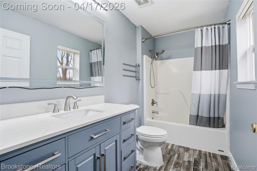 569 Cove View Drive, Waterford, MI 48327 — Photo 24
