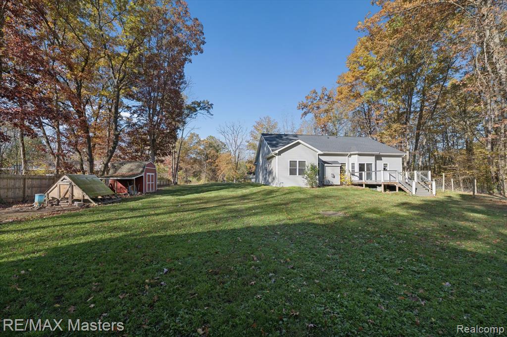 25845 Martinsville Road, New Boston, MI 48164 — Photo 40
