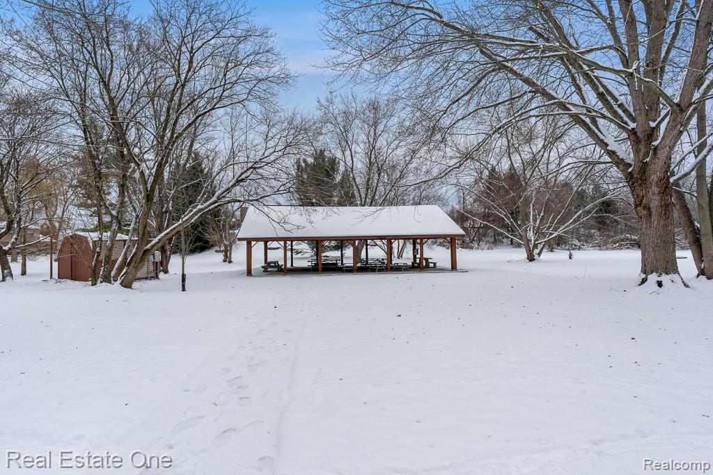 732 Rutgers Road, Rochester Hills, MI 48309 — Photo 29
