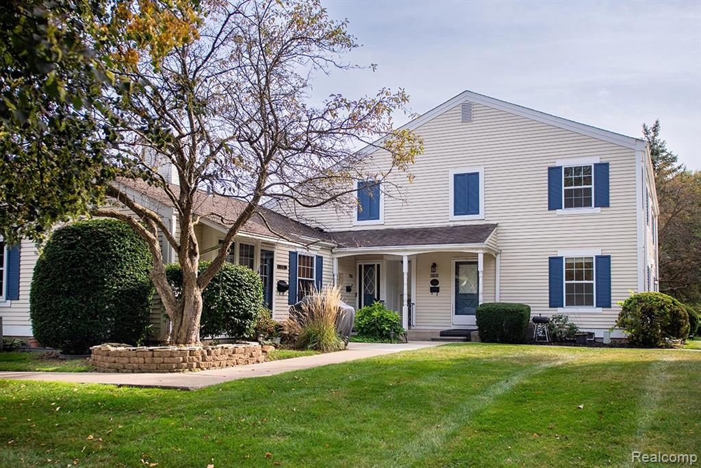 41783 Onaway Drive, Novi, MI 48167 — front exterior