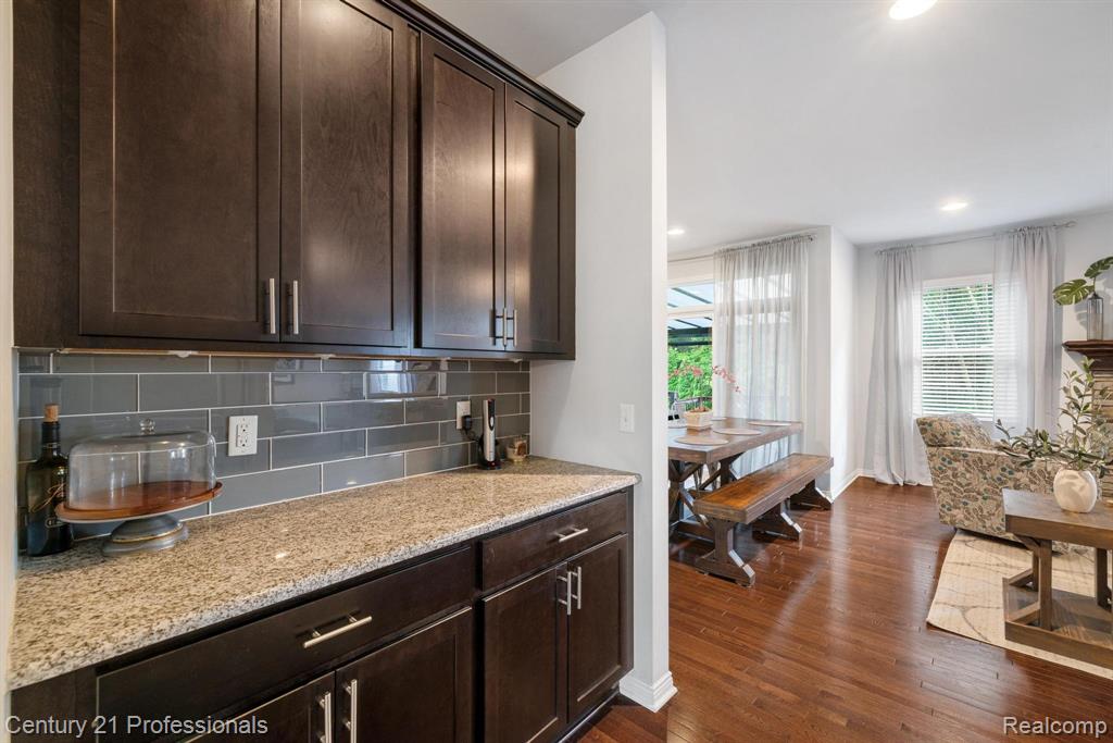 9754 Windsor Lane, Clarkston, MI 48348 — Photo 25
