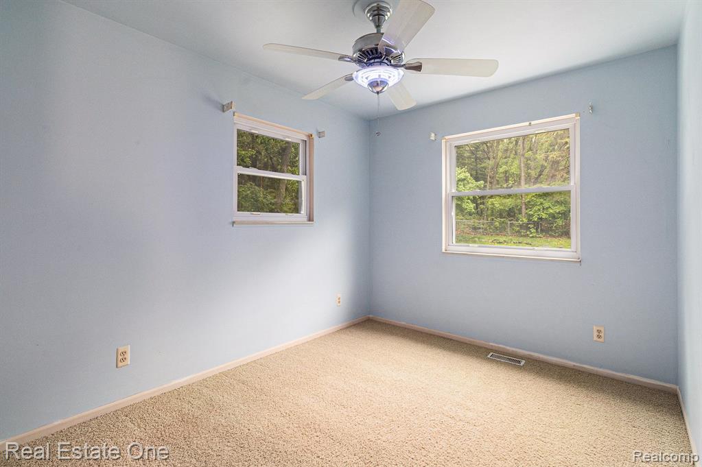 8830 SKYLANE Drive, Brighton, MI 48114 — Photo 19