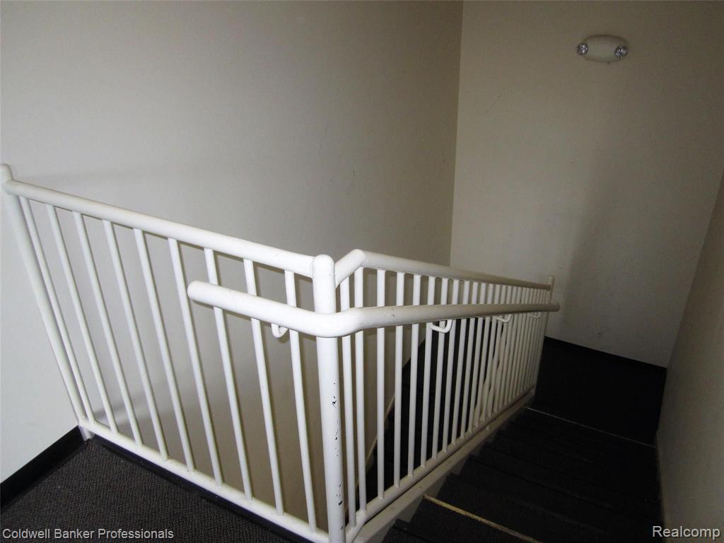 614 E Eleven Mile Road, Royal Oak, MI 48067 — Photo 8