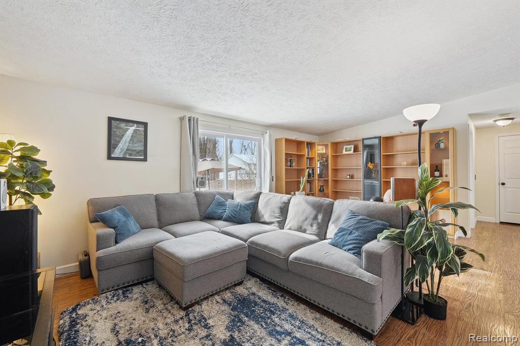 248 Beachway Street, Whitmore Lake, MI 48189 — Photo 14