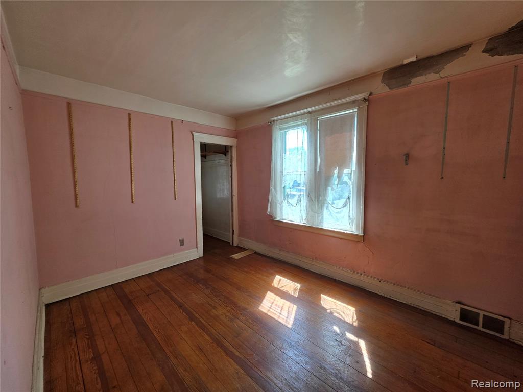 6081 Comstock Street, Detroit, MI 48211 — Photo 14