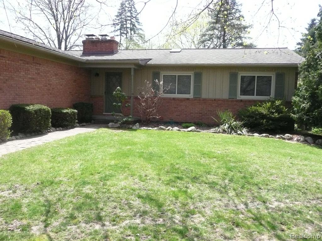 831 DEL SHER Drive, Brighton, MI 48114 — Photo 11