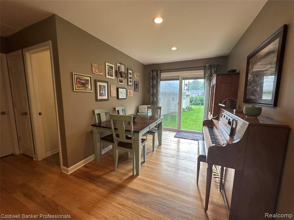 661 Lincoln Street, Lapeer, MI 48446 — Photo 24