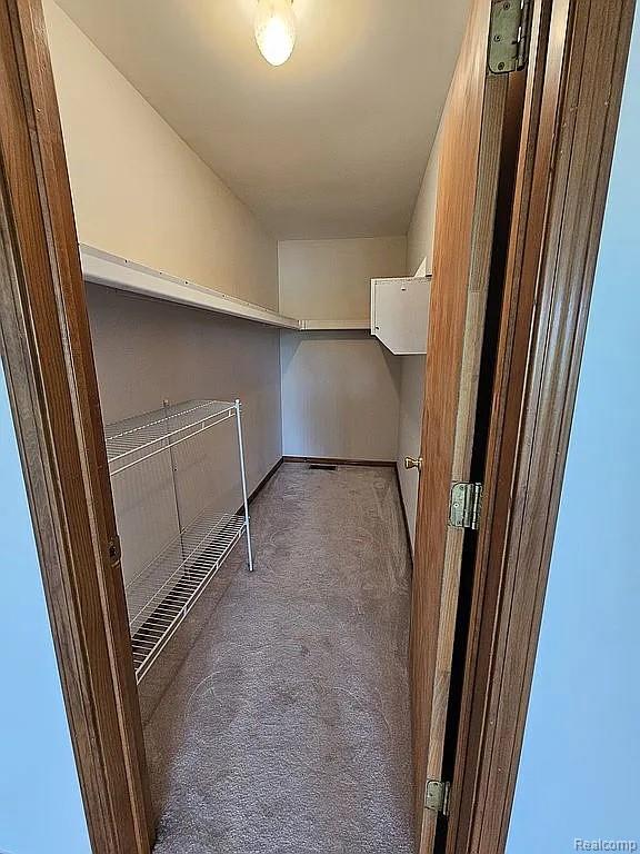 47630 Robins Nest Drive, Utica, MI 48315 — Photo 16