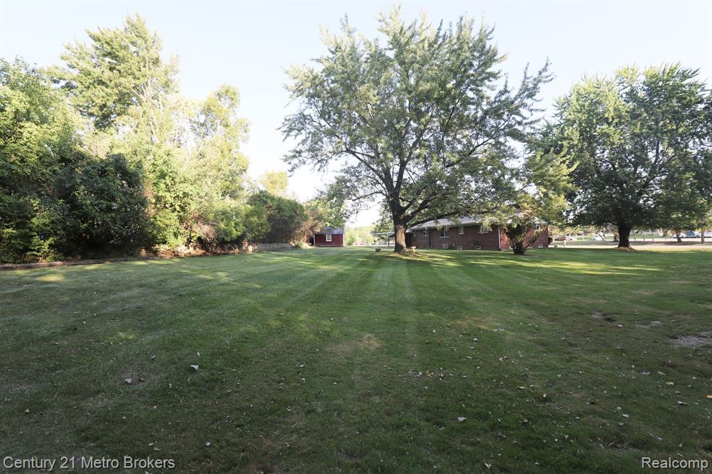 G-3366 W COURT Street, Flint, MI 48532 — Photo 22