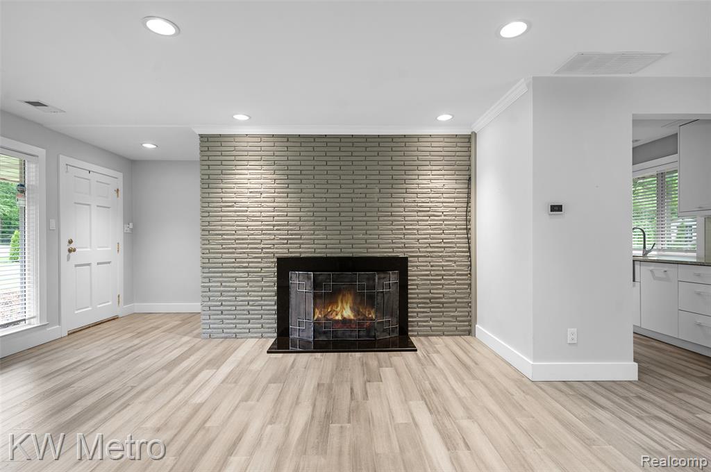 4096 CHESTNUT HILL Drive, Troy, MI 48098 — Photo 7